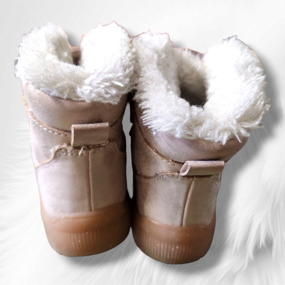 Girls Winter Boots Cat & Jack Size 7 GUC - Picture 6 of 9